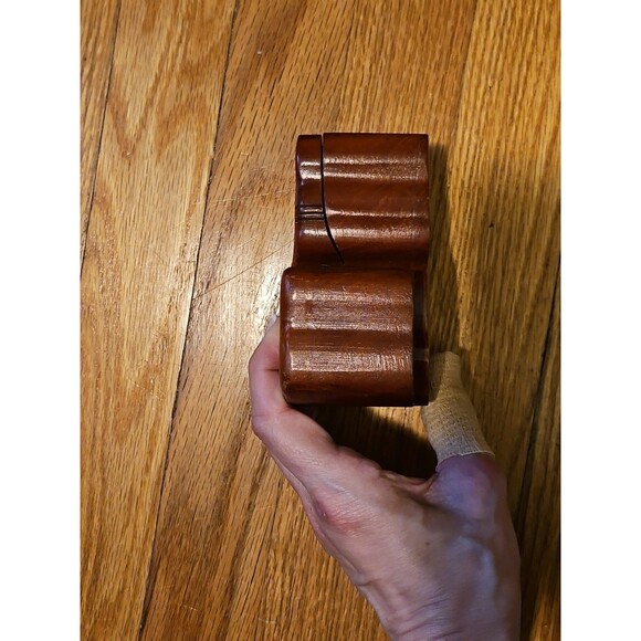 Vintage Wooden Cat Shaped Puzzle Trinket Box, 2.5" 4.5" x 4" - Picture 7 of 11